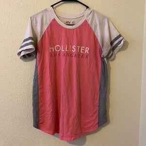 pink tee from hollister / M